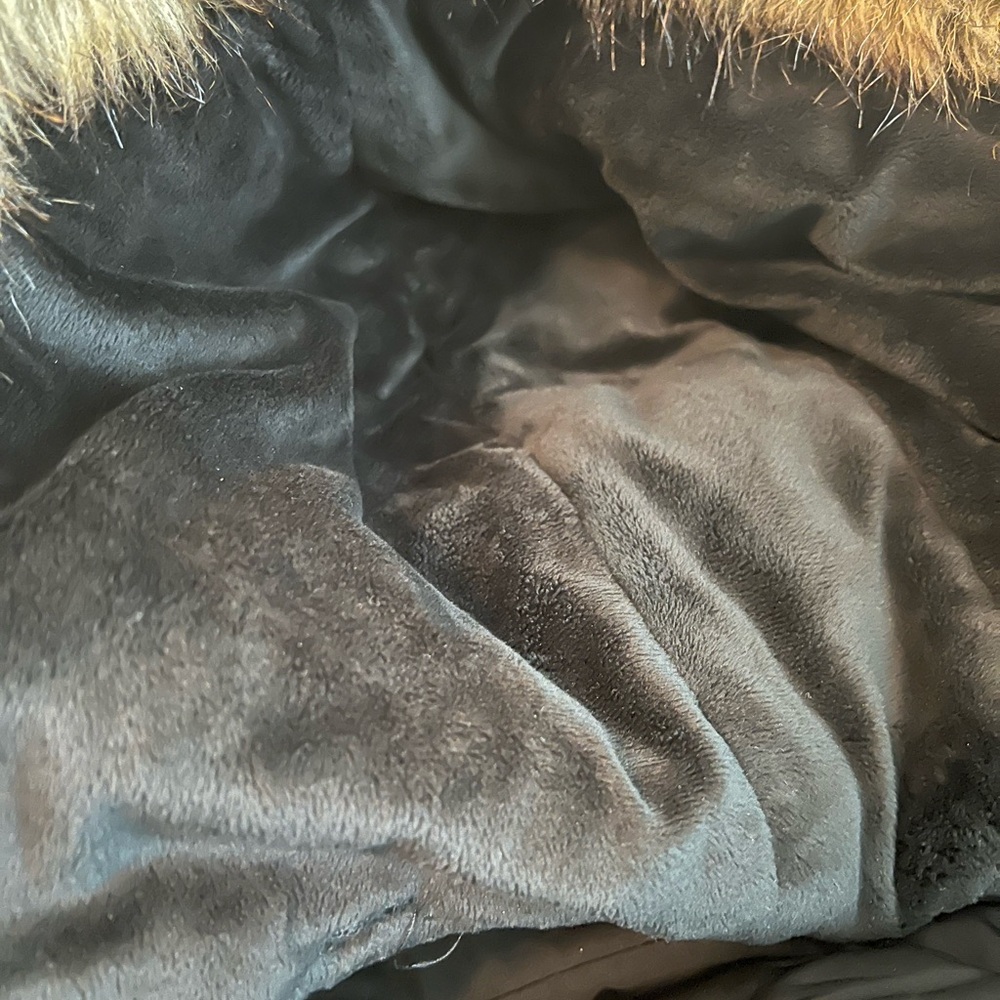 Gallery plus size 2x Black Puffer Coat with faux Fur trim on Hood - Picture 11 of 16